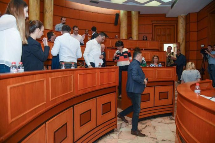 PD HUMB “BETEJËN”/ Gjashtë mandatet në Këshillin Bashkiak janë të vlefshme
