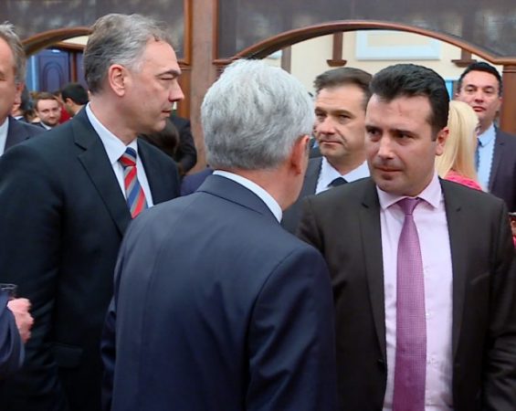 MASAT PËR ZBUTJENE E KRIZËS FINANCIARE/ Zaev në të njejtën mendje me Gruevskin, 30 për qind ulje rroge deputetëve
