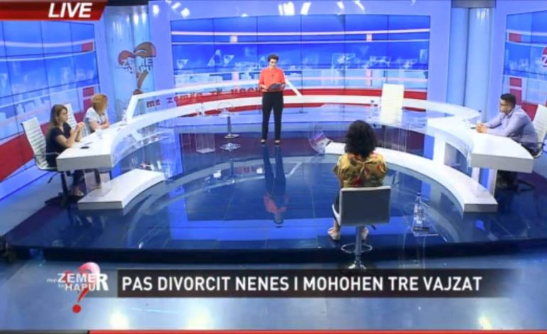 “Vjehrra më akuzoi se i kisha bërë magji kunatës”, 33-vjeçarja në lot: Nuk i shoh 3 vajzat prej 1 viti