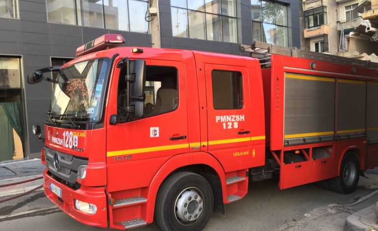 U gjetën të VDEKUR NE BANESE/ Ngjarja në Elbasan dyshohet e qëllimshme, dy bombula gazi u gjetën të çmontuara në …