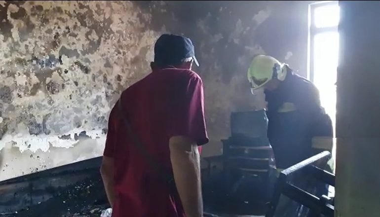 ZJARRI NË DURRËS/ Dalin PAMJET: Si i shpëtua gruaja nga sinjalizimi i fqinjëve. Vuante nga…