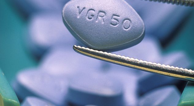 STUDIMI I RI/ Viagra mund t’ua kthejë shikimin të verbërve