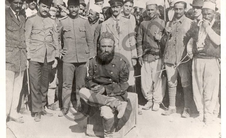 Kur qeveria shqiptare ekzekutonte me varje Haxhi Qamilin (FOTO)