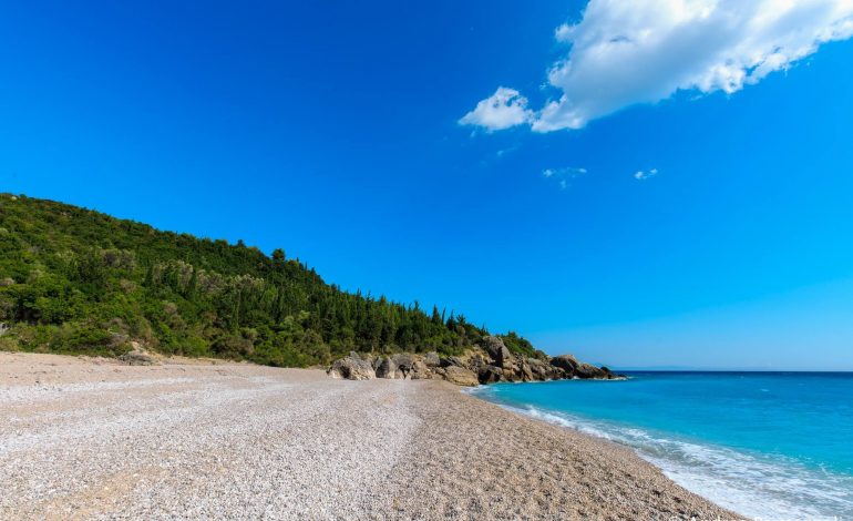 MIRËMËNGJES NGA “LIVADHI”: Aty ku dielli rrëzëllit më tepër se kudo tjetër (FOTO)