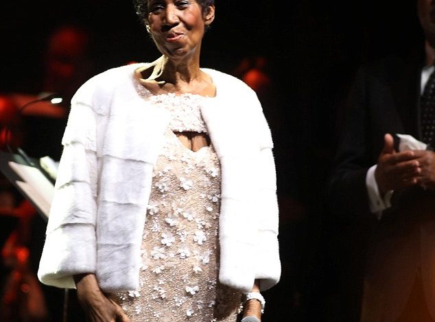 Legjenda e muzikëz Aretha Franklin, e sëmurë rëndë në moshën 76-vjeçare