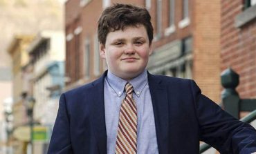 "PËRFAQËSOJ NDRYSHIMIN PËR TË CILIN KENI NEVOJË"/ 14- vjeçari kandidon për guvernator