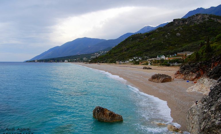 Kur në Dhërmi nuk kishte “omëletë 900 lekëshe”, por vetëm DET, GURË, dhe DIELL… (FOTO)