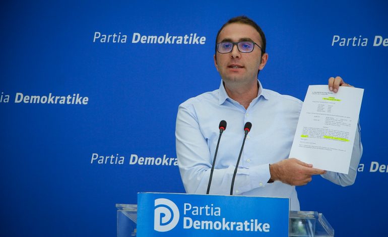 DEMOKRATËT AKUZA DEPUTETIT BALLA/ Reagon selia blu: Trego sa miliona euro i ke dhënë trafikantit që…