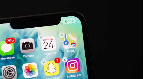 Apple po sjell iPhone të artë