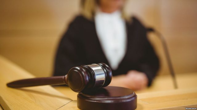 PROBLEMET ME “DREJTËSINË”/ Gjyqësori në Kosovë i “kërcënuar” nga politika dhe kritikat