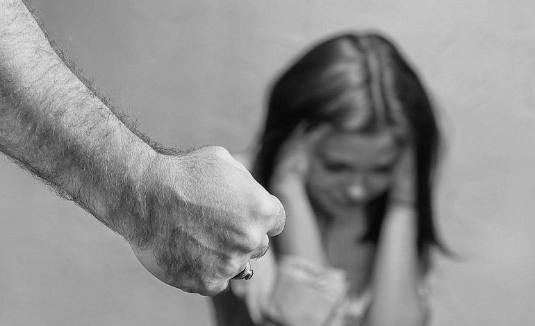 DHUNA NË FAMILJE DHE VRASJET/ Shifrat: 2000 RASTE TË REJA. Kryesojnë problemet ekonomike