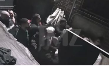 PUBLIKOHEN PAMJET/ Drake dhe ish-i dashuri i Kourtney Kardashianit rrahin brutalisht një punonjës në një lokal (VIDEO)