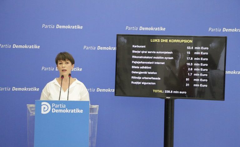TENDERAT/ Reagon PD: Po jepen pa garë, do rishikojmë ligjin e koncesioneve për konkurencë të lirë