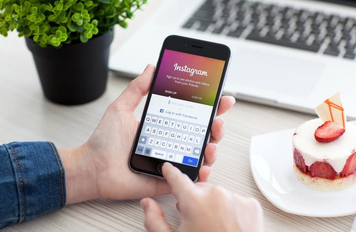 INSTAGRAM/ Po teston grupe për studentët që të dërgojnë mesazhe nga…