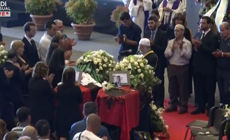 SHEMBJA E URËS NË GENOVA/ Mbyllet CEREMONIA e homazheve. Imami ka një mesazh për DY shqiptarët