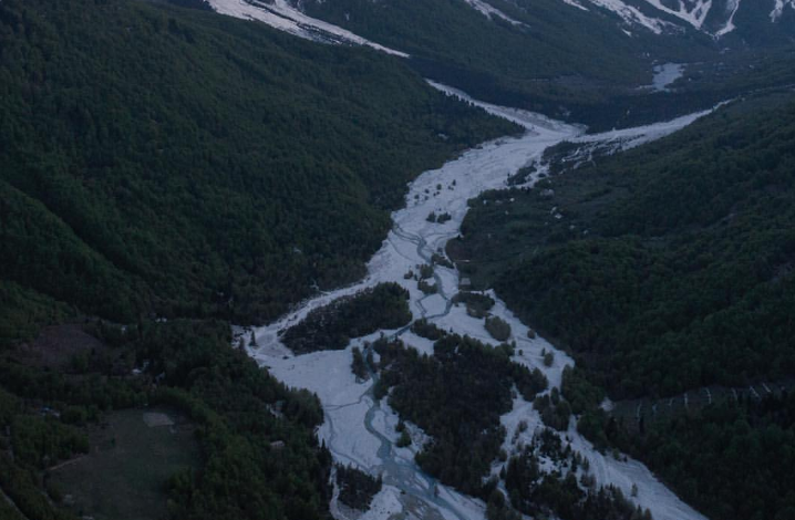 “NËN PETKUN E MALEVE TË VALBONËS”/ FOTO: Parku Kombëtar që pret turistë katër stinët e vitit