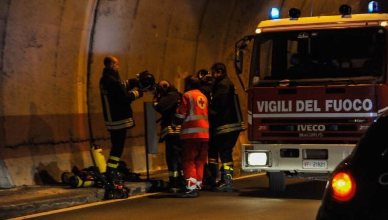 TRAGJIKE NË ITALI/ 45 vjeçarja shqiptare humb jetën, plagoset adoleshentja (FOTO)