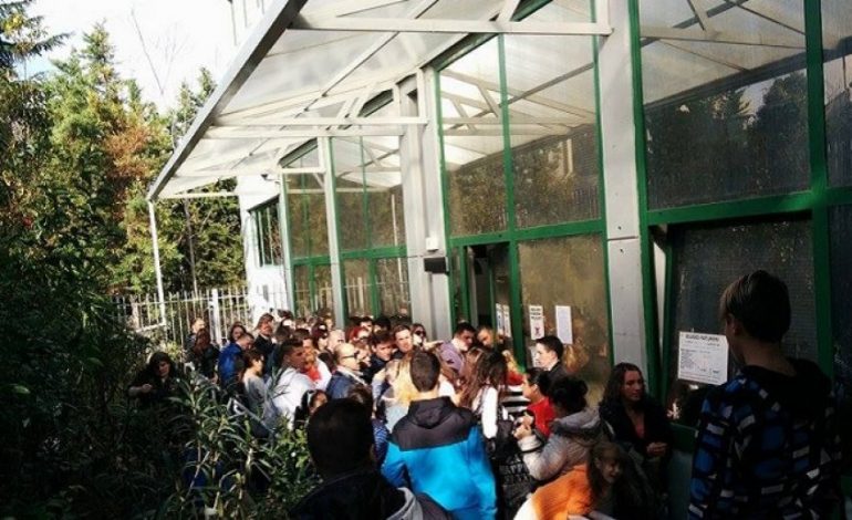 NJOFTIM I RËNDËSISHËM PËR EMIGRANTËT/ Ambasada e Greqisë: Ja ku duhet ti vulosni dokumentet