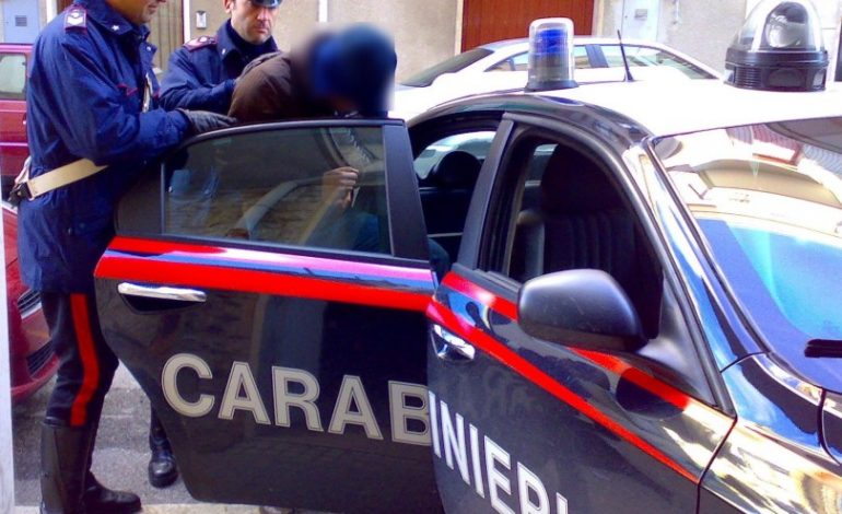 ISHTE I DËBUAR NGA ITALIA/ Kapet 31 vjeçari shqiptar. Me vete kishte doza marijuane