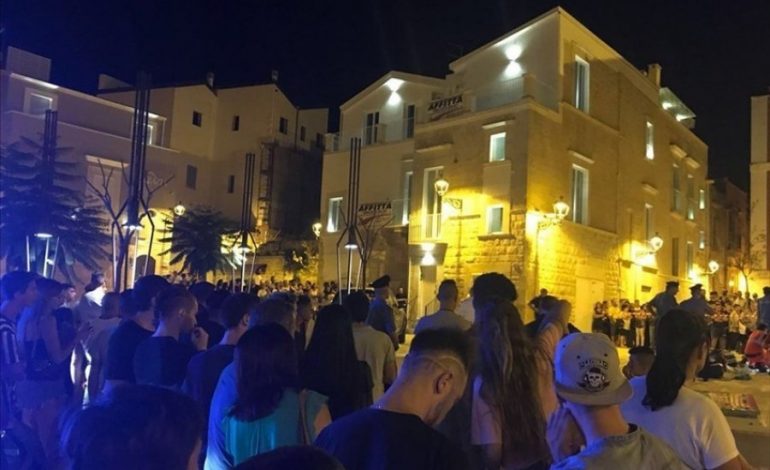 MASAKRIMI I SHQIPTARIT ME PLUMBA/ Zbulohet EMRI i 24 vjeçarit. Dy autorët kishin qenë…