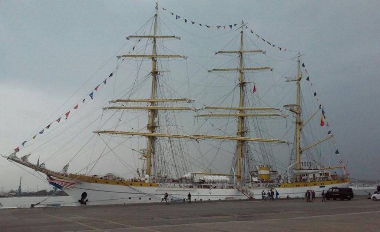 TJETËR VIZITË NË PORTIN E DURRËSIT/ FOTO: Ja kush është anija rumune “Mircea”