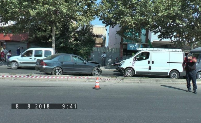 LAJMI I FUNDIT/ Aksidenti në Kamëz: Nëna dhe vajza e vogël në gjendje KRITIKE për jetën