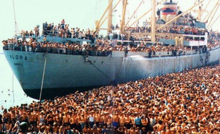 EKSODI I LARGIMEVE/ 8 gusht 1991, kur shqiptarët “pushtuan” Barin (FOTO+VIDEO)