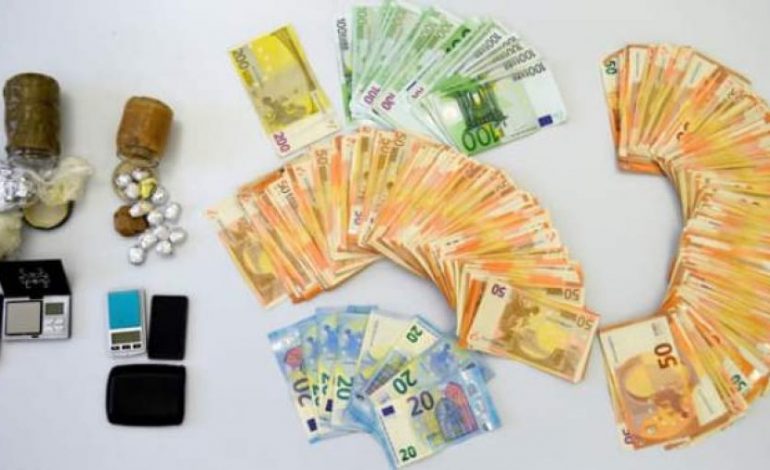 KOKAINA BIZNES I FAMILJES/ Si ranë në duart e policisë shqiptari dhe DY djemtë e tij