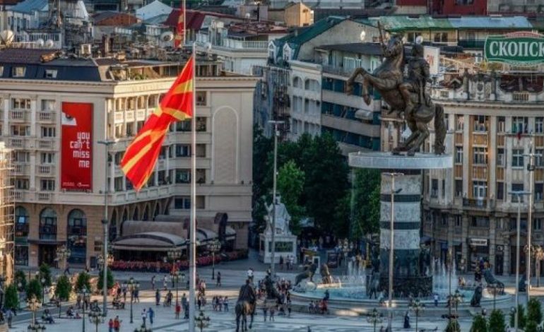 MAQEDONI/ Përforcohet fushata pro dhe kundër referendumit