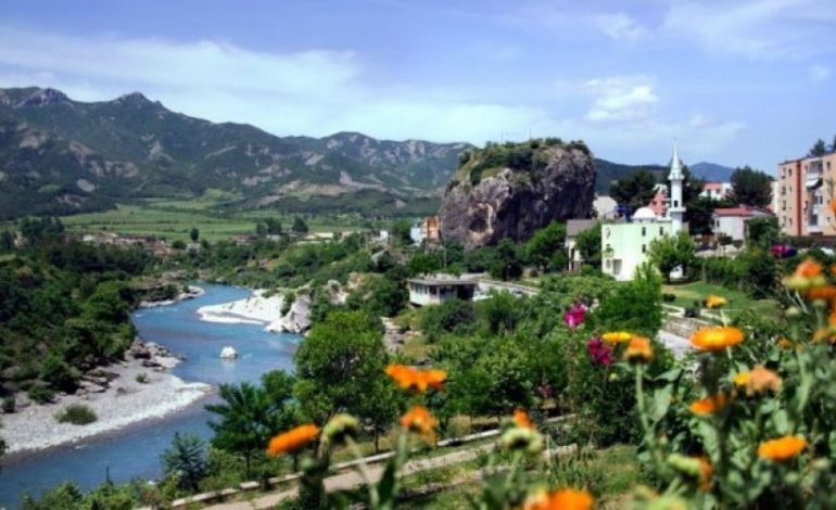 “Gatimet e Gjysheve”, Përmeti fillon t’i japë jetë agroturizmit përmes traditës