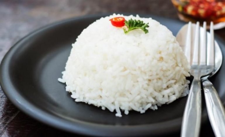 Dieta e shekullit! Hani oriz dhe dobësohuni