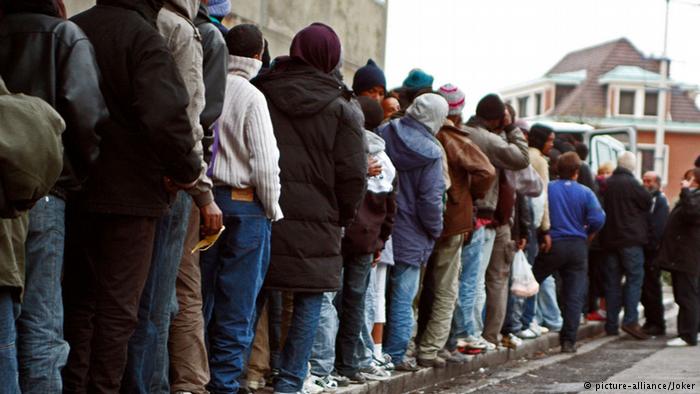 LAJMI “SURPRIZË” PËR SHQIPTARËT E REFUZUAR/ Merkel gati ligjin e ri të EMIGRANTËVE. Pritet të…