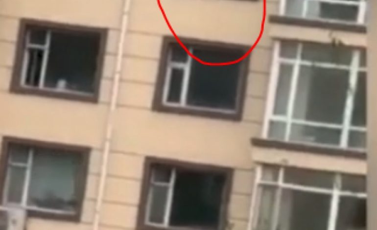“PO LUANTE POR…”/ Fëmijët që shpëtuan MREKULLISHT pas rënies nga lartësia dhe rastet TRAGJIKE ku humbën jetën (FOTO)