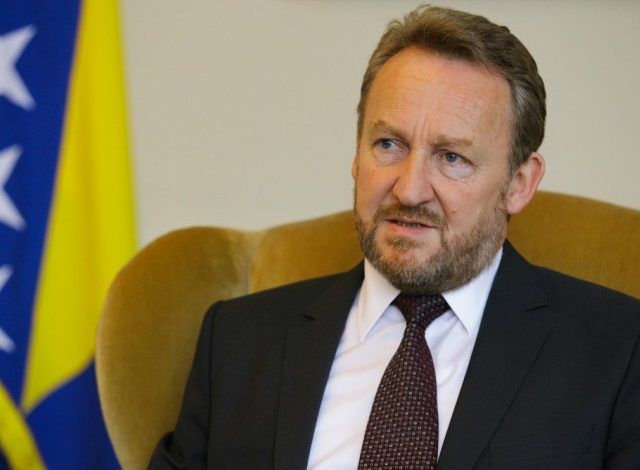 DEBATI PËR TERRITORIN/ Izetbegoviq: Kosova nuk mund të lidhet me statusin e Republikës Serbe