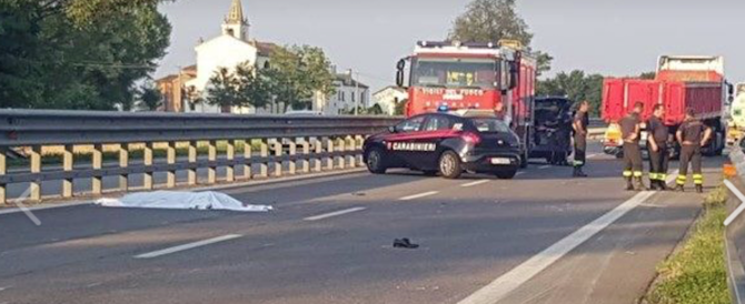 I PËRPLASI KAMIONI/ Humb jetën 19 vjeçari shqiptar. Kushëriri i tij në gjendje të rëndë