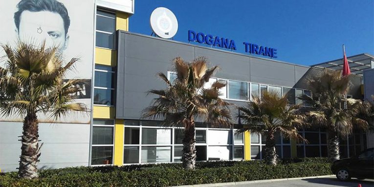 PROJEKT-BUXHETET E QEVERISË: Ule investimet për DOGANAT dhe TATIMET