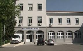NDODH NË KUKËS/ Bie nga kali, 36 vjeçari përfundon në Spitalin e Traumës