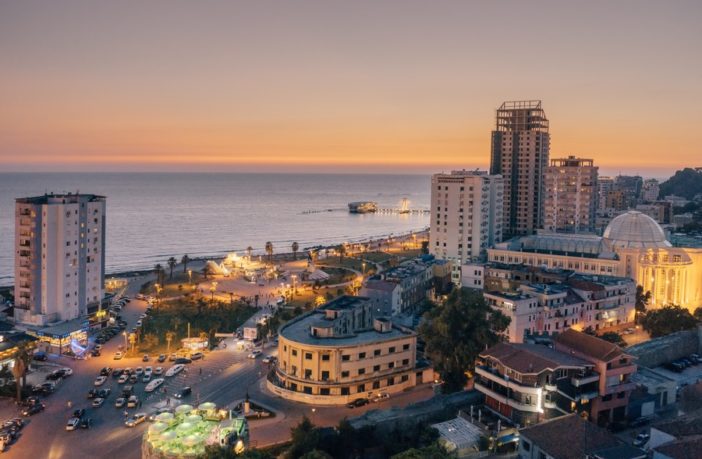 ARTIKULLI/ Prestigjozja italiane “MAGAZINE”: Toka e shqiponjave ka zgjedhur turizmin