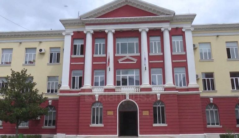 MBYLLET FAZA E PARË/ 5200 studentë rregjistrohen, 70 përqind zgjedhin universitetet publike