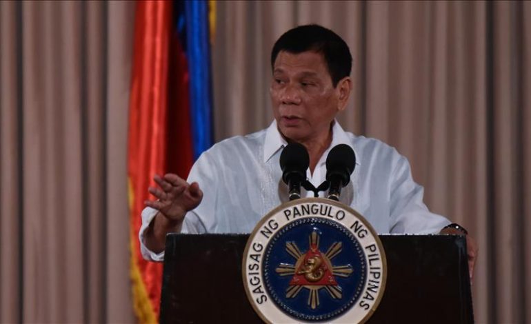 PËRPLASJA KINË-FILIPINE/ Rodrigo Duterte paralajmëron: Do të ketë luftë nëse…