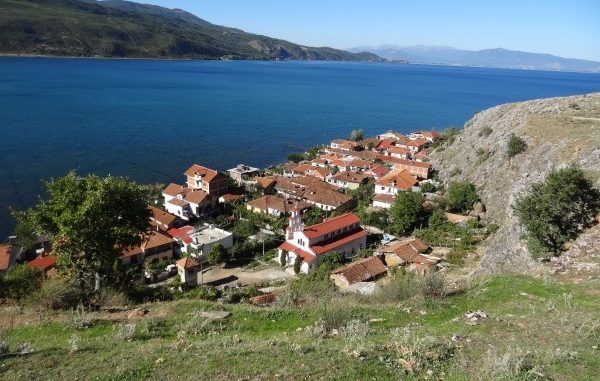 PROJEKTI I “100 FSHATRAVE”/ Si priten të zhvillohen FAZAT e punës për të gjithë destinacionet