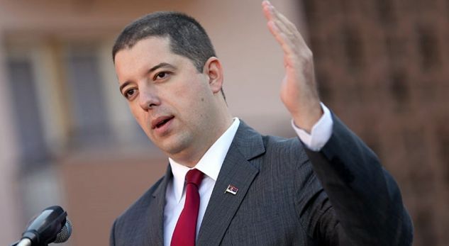 Gjuriç i përgjigjet Majkos: Diktatori Hoxha ka vdekur, bashkë me të dhe “Shqipëria e Madhe”