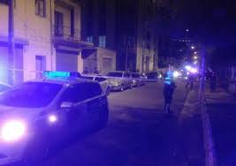 E FUNDIT/ Të shtëna me armë zjarri pranë Universitetit të Vlorës