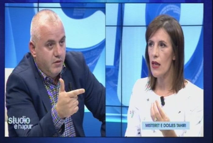 BRESHËRI PLUMBASH DREJT BANESËS SË LALËS/ Artan Hoxha: Ju kuptuam zotërinj kriminelë. Nuk na latë fije dyshimi se me kë kemi të bëjmë
