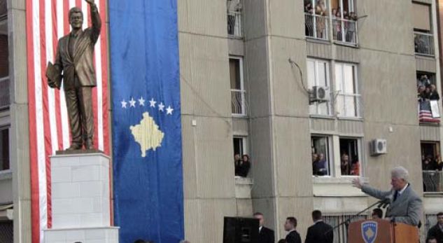 ORGANIZIMI I CEREMONISË/ Sot në Kosovë festohet 72 vjetori i ditëlindjes së Bill Klinton
