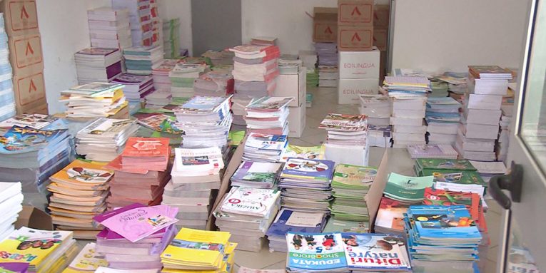 FURNIZIMI ME TEKSTET E REJA: Si do të ndryshojnë librat e arsimit fillor