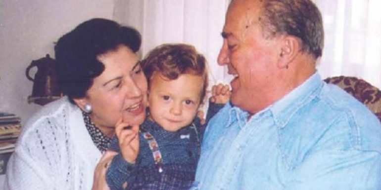 INTERVISTA/ Gaqo Çako: Marrëdhënia me familjen Mula dhe historia e njohjes me bashkëshorten