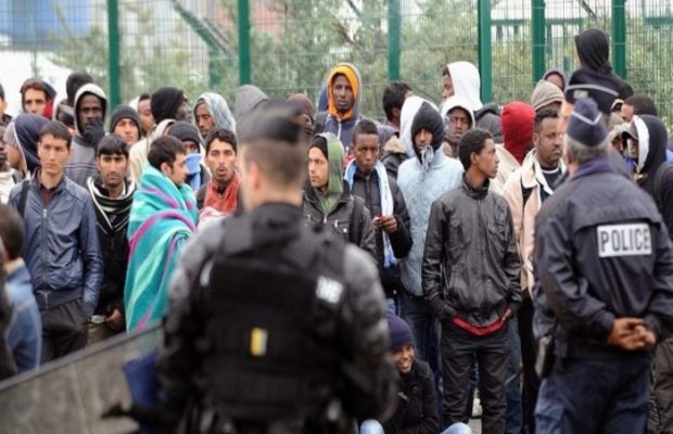 EMIGRANTËT/ Polemika mbi kontrollet e policisë franceze në kufirin me Italinë