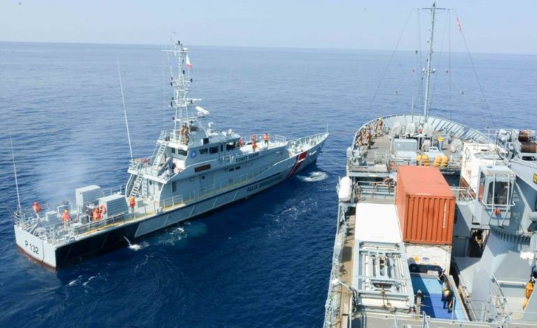 STËRVITJA E PËRBASHKËT/ NATO “sjell” anijet në Vlorë. Flotat ushtarake ndërmjet dy grupeve në “aksion”