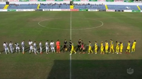 LAÇI-LUFTËTARI/ Vendasit arrijnë të barazojnë, Shtubina shënon për kurbinasit